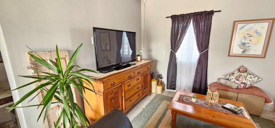 2 Bedroom Property for Sale in Britannia Bay Western Cape